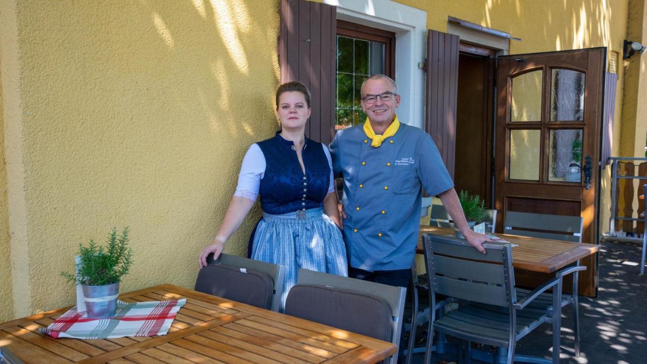 Hotel Gasthof Zum Schwan Steinsfeld Exteriér fotografie