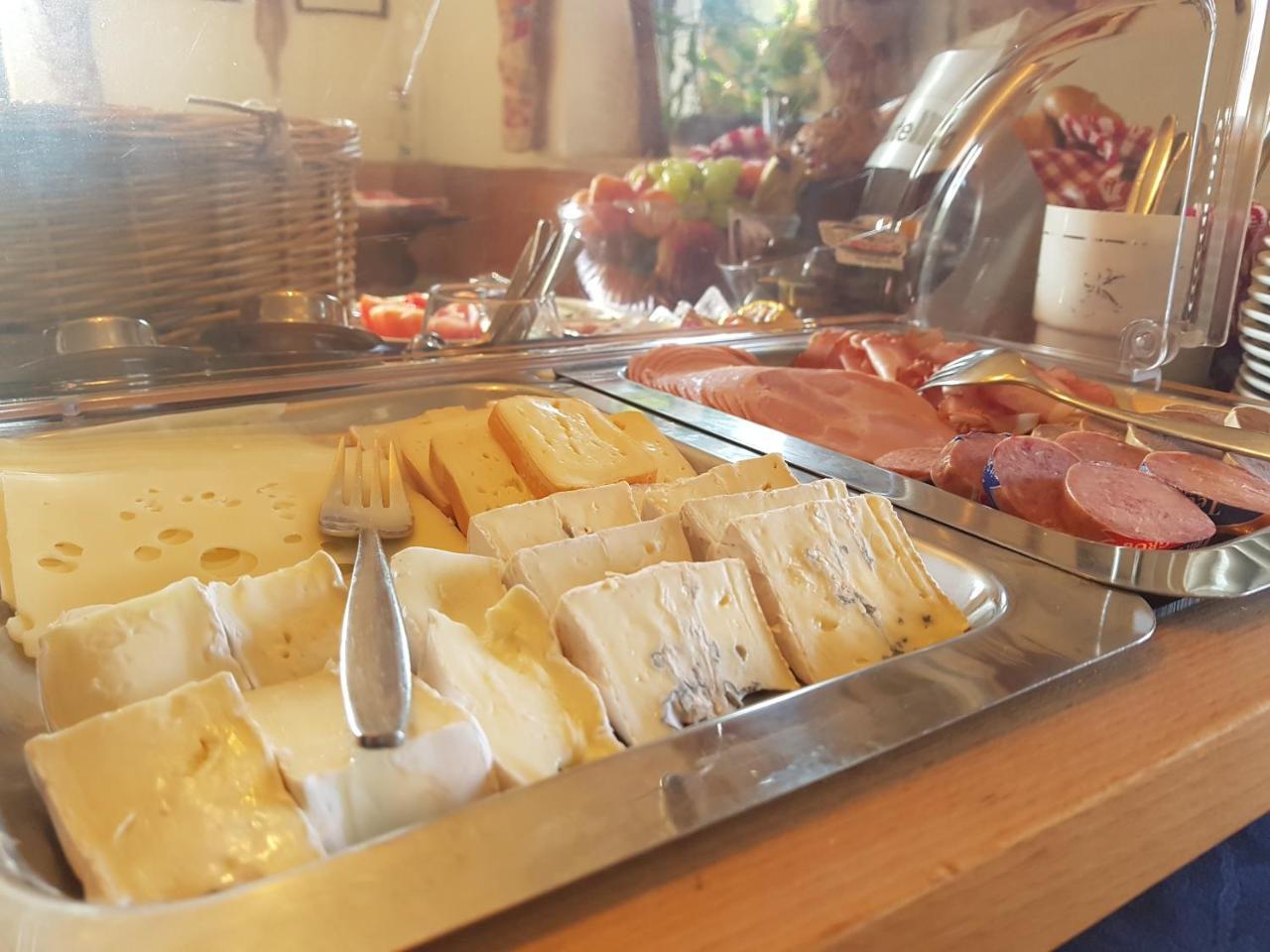 Hotel Gasthof Zum Schwan Steinsfeld Exteriér fotografie