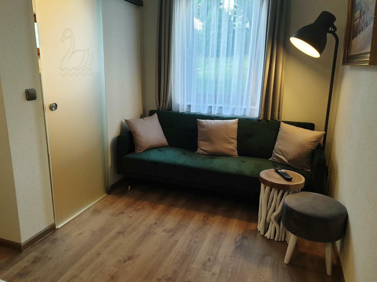 Hotel Gasthof Zum Schwan Steinsfeld Exteriér fotografie