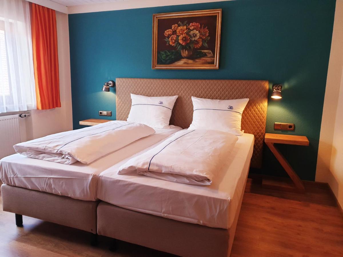 Hotel Gasthof Zum Schwan Steinsfeld Exteriér fotografie