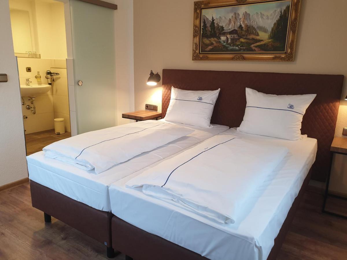 Hotel Gasthof Zum Schwan Steinsfeld Exteriér fotografie
