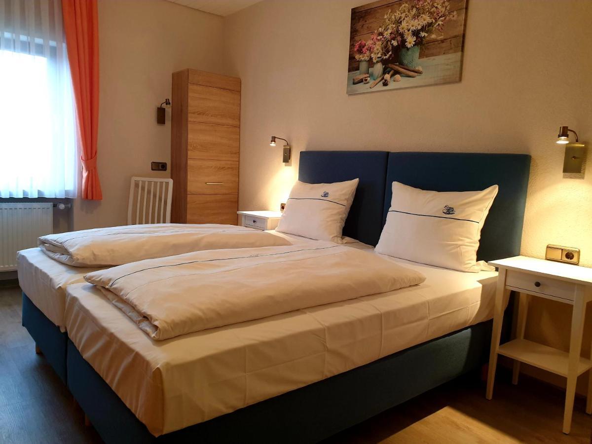 Hotel Gasthof Zum Schwan Steinsfeld Exteriér fotografie