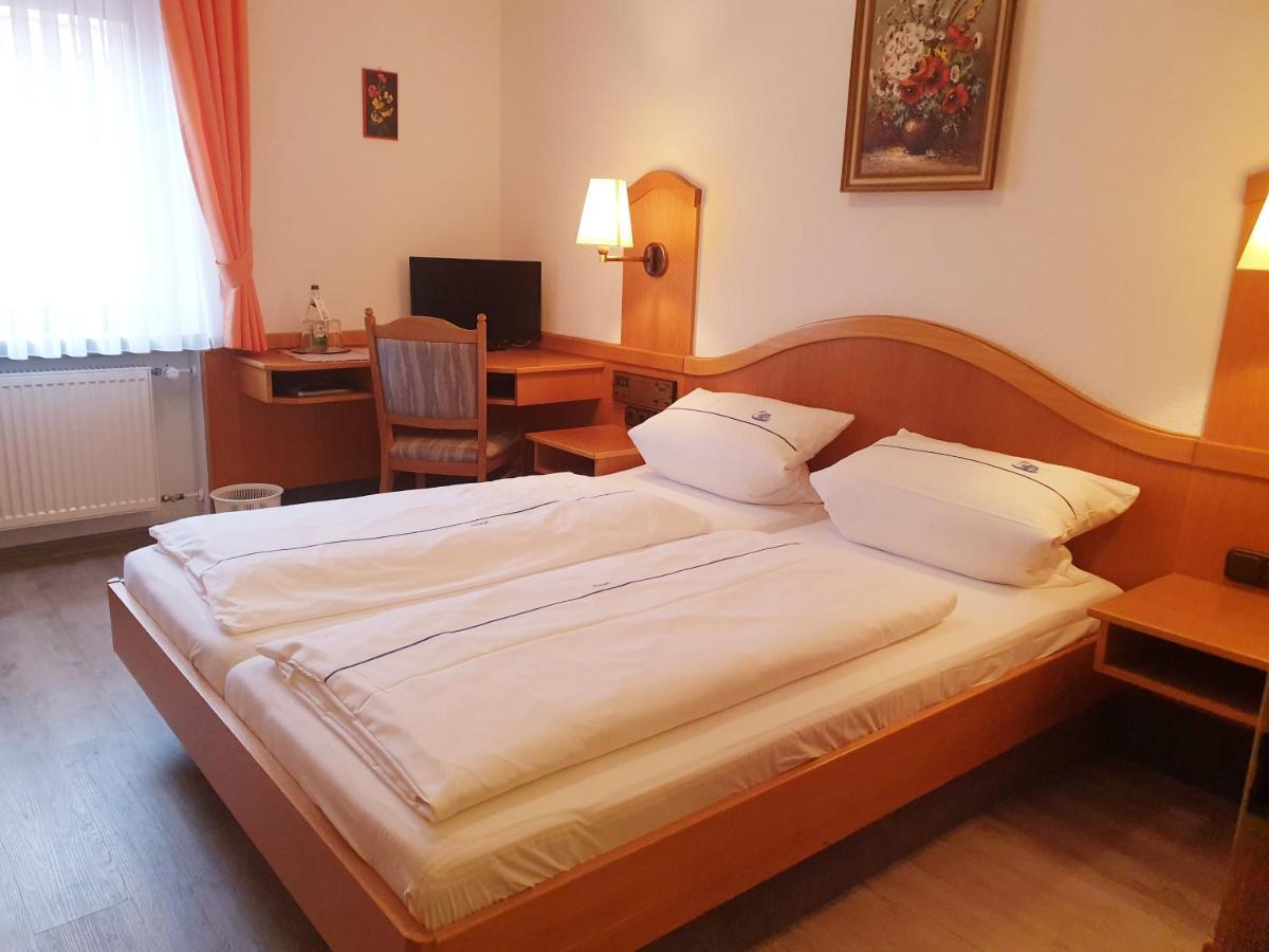 Hotel Gasthof Zum Schwan Steinsfeld Exteriér fotografie