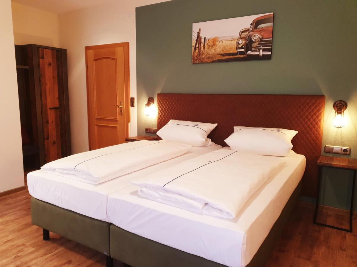 Hotel Gasthof Zum Schwan Steinsfeld Exteriér fotografie